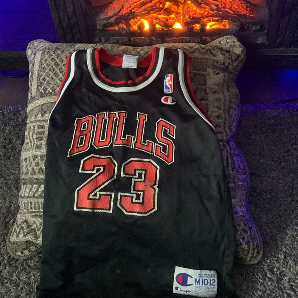 Bulls jersey M10-12
